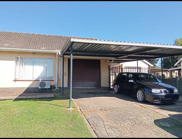3 BEDROOM FREESTANDING FOR SALE IN BISLEY